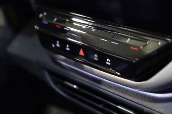 VW ID.5 Pro electric 150kW 40tkm SOH 96,7%- záruka Autodraft - 19