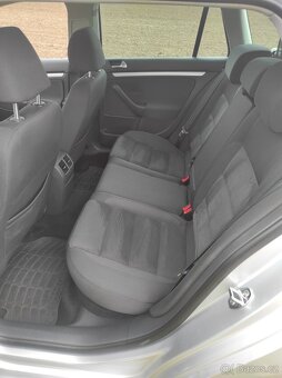 VW Golf 6 Combi 2,0 TDi Highline, Panorama,Navi, nová STK - 19