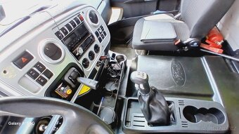 Ford Cargo8x4 4142DM stříbrný - 19