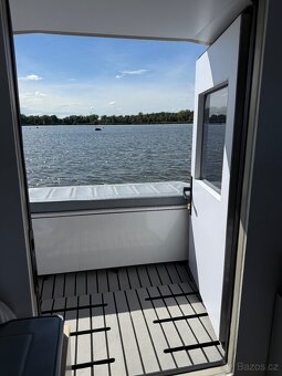 Prodám rybářskou loď vč.motoru,vleku - 19