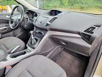 Ford Kuga - 19