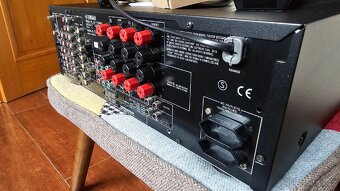 Prodám domácí kino Yamaha s reproduktory TVM - 19