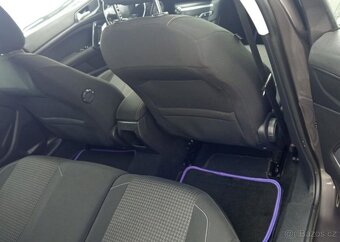 Peugeot 308 1.5 HDI Klima, Navi, Tempomat nafta manuál 75 kw - 19