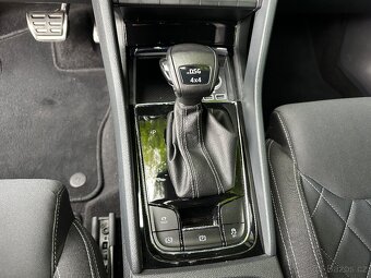 Škoda Karoq 2,0 TSI 140 KW 4x4 SPORTLINE DSG - 19