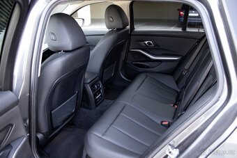 BMW Rad 3 Touring 318d A/T 2020 - 19