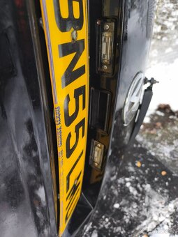 VW Touran -páté dveře, viko kufru LA7W,LC5C,LC9Z, - 19