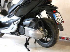 Honda Forza 300 ABS - původ ČR, 1.maj, 24 990 km - 19