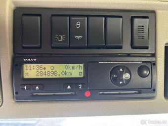 Prodám ramenový/řetězový nosič kontejnerů VOLVO FM EURO 6 - 19