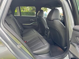 BMW 330e G21 Touring/215 kW/odp. DPH/r. 2024/nové - 18 km - 19