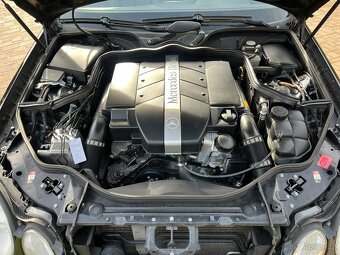 Mercedes-Benz E240 2.6 V6 Xenon Servis pouze MB - 19