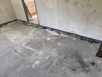 Prodám rodinný dům 3 + 1 s pěkným pozemkem 1000 m2 - 19