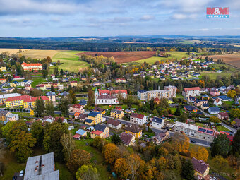 Prodej rodinného domu, 199 m², Plesná, ul. 5. května - 19