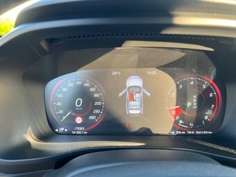 Prodám Volvo XC40 T5 R-design odpočet DPH - 19
