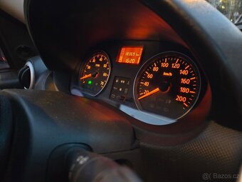 Dacia Sandero Stepway 1,5 dCi 65 kw - 19