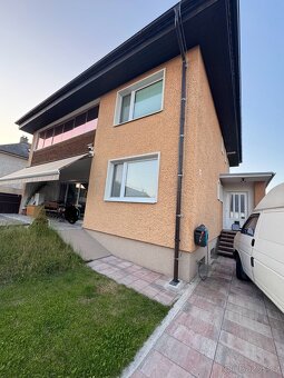Rodinný dům/ 2 bytové jednotky ulice Hronkova,Hradec Králové - 19
