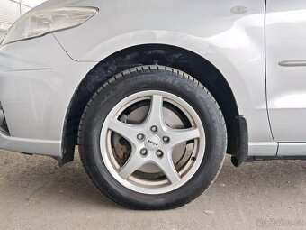 Mazda 5 2.0i 107kW 7 MÍST 2010 - 19