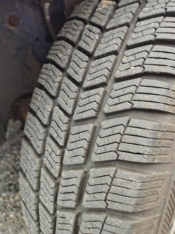 Ford Fiesta 1.3i - 19