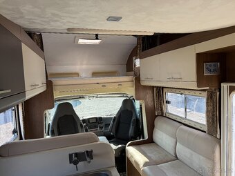 Obytné auto - Roller Team Granduca, 2012, 3.0 jtd, solár - 19