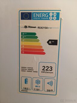 Prodám starší kombinovanou lednici s mrazákem. - 19