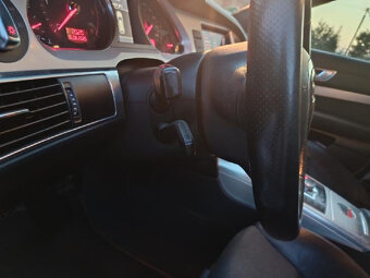 Prodám AUDI A6 2,7TDi Avant, facelift, manuál - 19