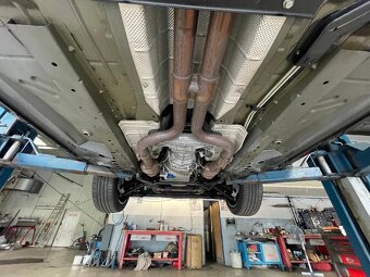 Chevrolet Camaro SS 6.2iV8 315kW Manuál Head UP - 19