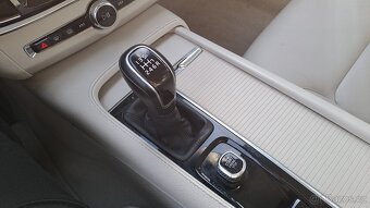 Volvo V90 2.0 D3 Break NAVI Bílá kůže - 19