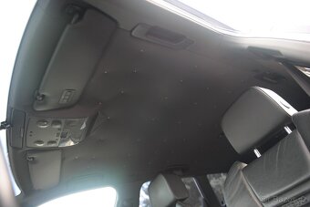 Audi S4 Avant 4.2 V8 253kW MANUÁL - chybí výfuk - 19