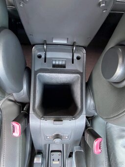 Opel Antara 2.0 CDTI 110 kW 4X4 tažné klima nezav.topení ČR - 19