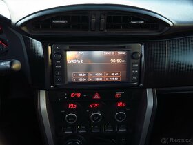 Toyota GT86 2.0 boxer 32.700 km / manuál / navigace - 19