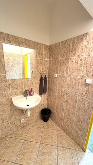 Pronájem kancelářského celku 134m2 v centru města - 19