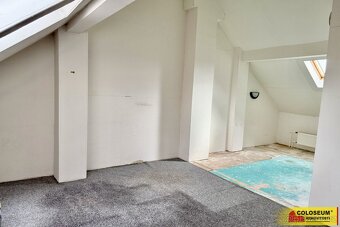 Sebranice, RD 6+1, dvojdomek, 220 m², dvorek – rodinný dům - 19