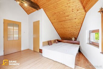 Prodej rodinného domu 5+1 (220 m2) s pozemkem 572 m2 - Luhač - 19