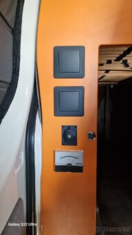 Obytná dodávka VW Crafter - 19