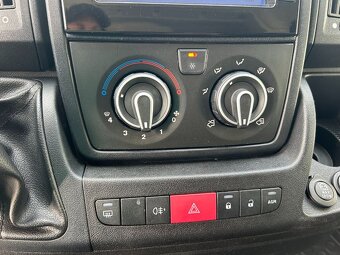 Peugeot Boxer 2.2 HDI 6 Míst 2012 81 kw - 19