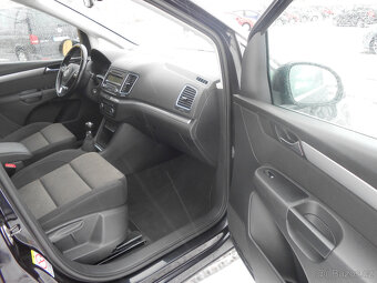 Volkswagen Sharan 2.0 TDi 103Kw 7míst - 19
