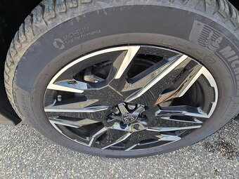 Peugeot 5008 Hybrid 136 e-DCS6 ALLURE - 19