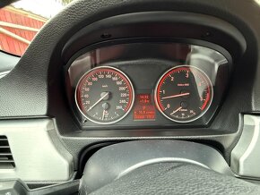BMW Řada 3,  330D 180 KW X-DRIVE M-SPORTPAKET - 19