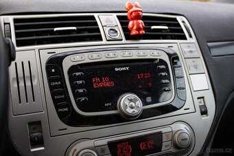 Ford Kuga 2.0 TDCi Titanium AWD / AJ NA SPLÁTKY / PROTIÚČET - 19