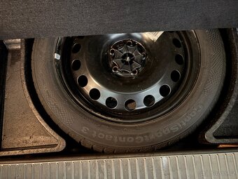 Opel Astra  1.7CDTI/92kw  Xenony Výbava - 19