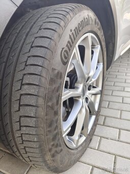Prodám plug-in Kia Sorento 1.6 T-GDI PHEV 4x4 TOP, 195 kW - 19
