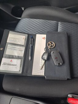 Prodám Mitsubishi Outlander 2014, 2.2 Dizel,Najeto 155000 - 19