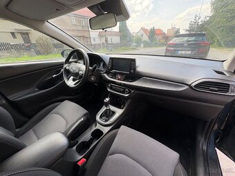 Hyundai i30 Combi 1.6 Crdi - 19