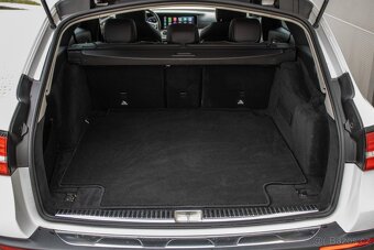 Mercedes-Benz E 220d 4MATIC All Terrain - 19