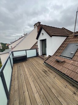 Prodej dvougeneračního domu - 19