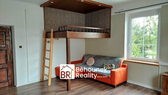 Mezonet  3+1 109 m², zahrada s pergolou a krbem, garáž na uz - 19