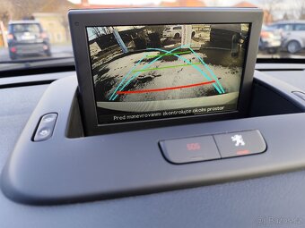 Peugeot 5008. 2.0HDI.110kw.R.V.4/2016.Panorama.7míst - 19