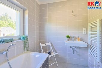 Prodej rodinného domu 5+kk s garáží, parkovacím stáním a zah - 19