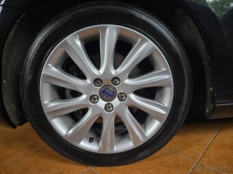 Volvo V40 2,0i 90kW T2 - 19