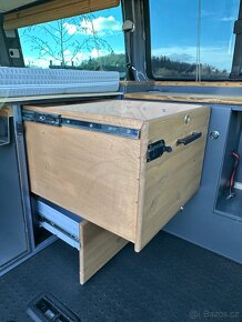 VW T6 Long 8 míst + obytná vestavba - 19