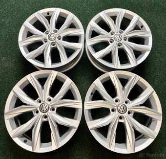 5x112 R18 Originál Alu VW Tiguan / Kingston - TOP STAV - 19